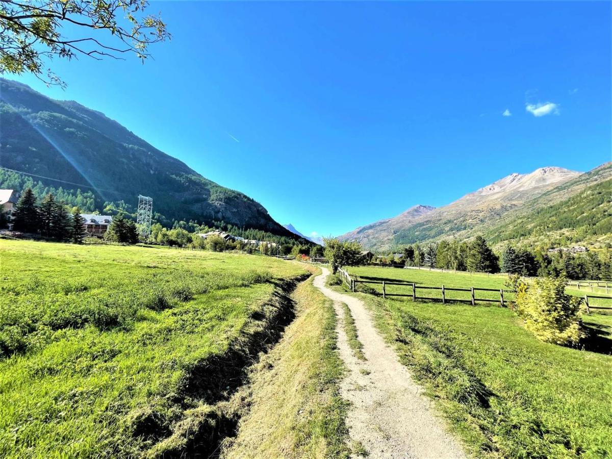 Studio Renove Pres Des Pistes, Parking, Cuisine Equipee - Fr-1-330F-63 Serre Chevalier Eksteriør bilde